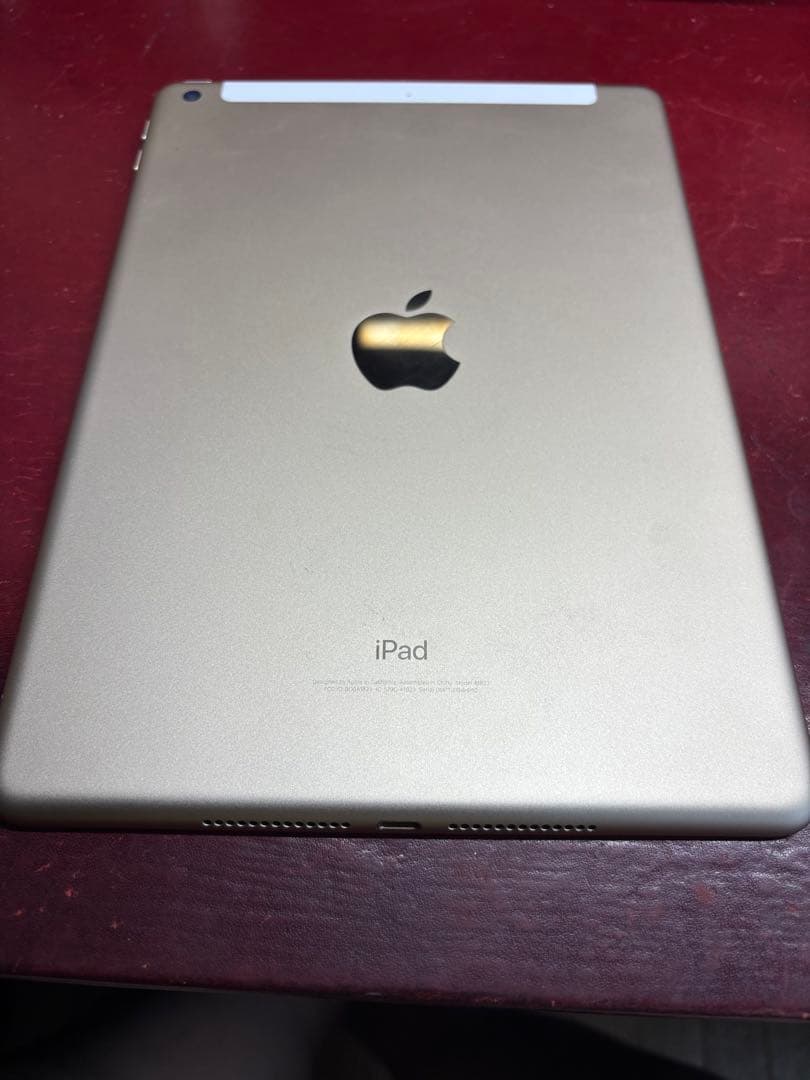 iPad ゴールド A1822 第5世代+セルラー SIMフリー　128GB