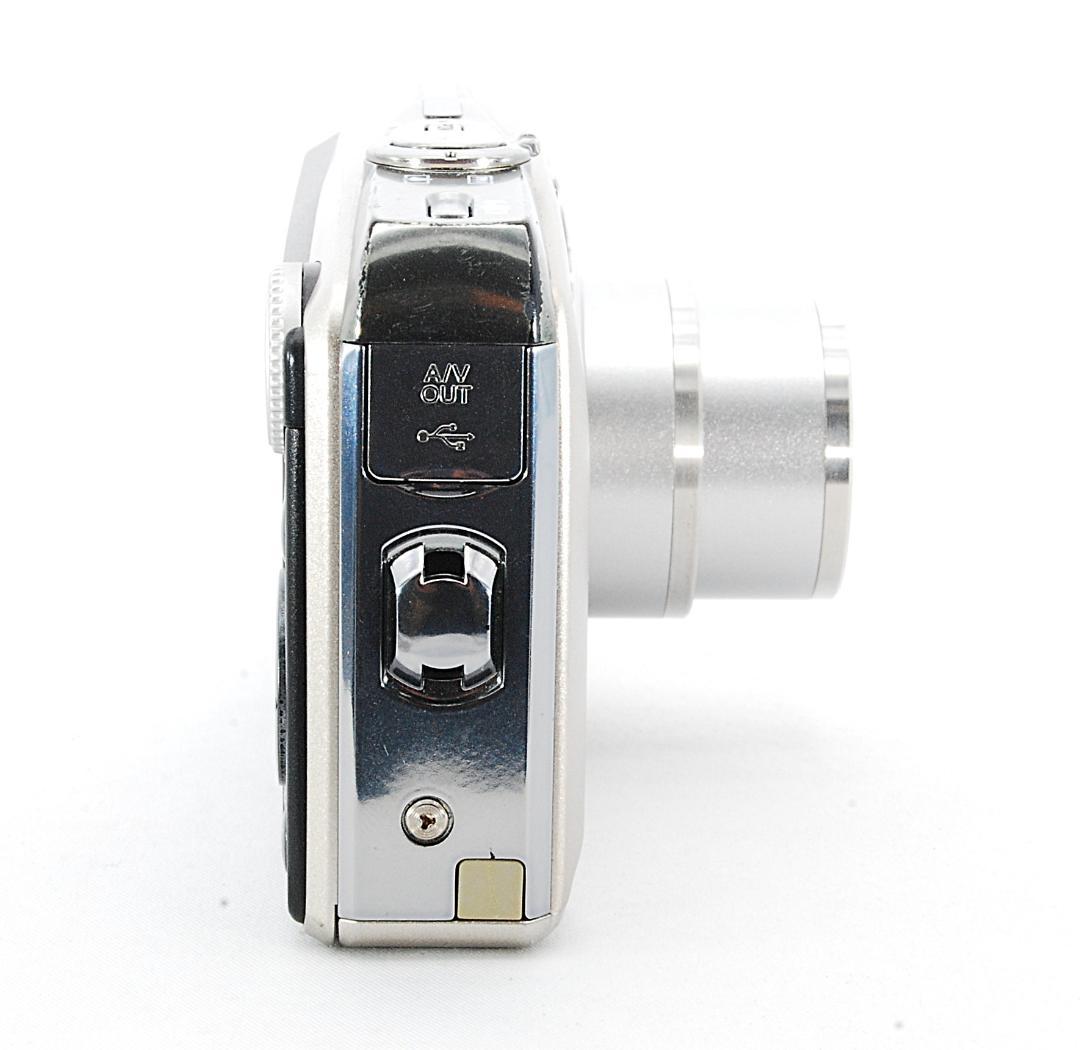 【美品】FUJIFILM Finepix F50fd 動作確認済 39505