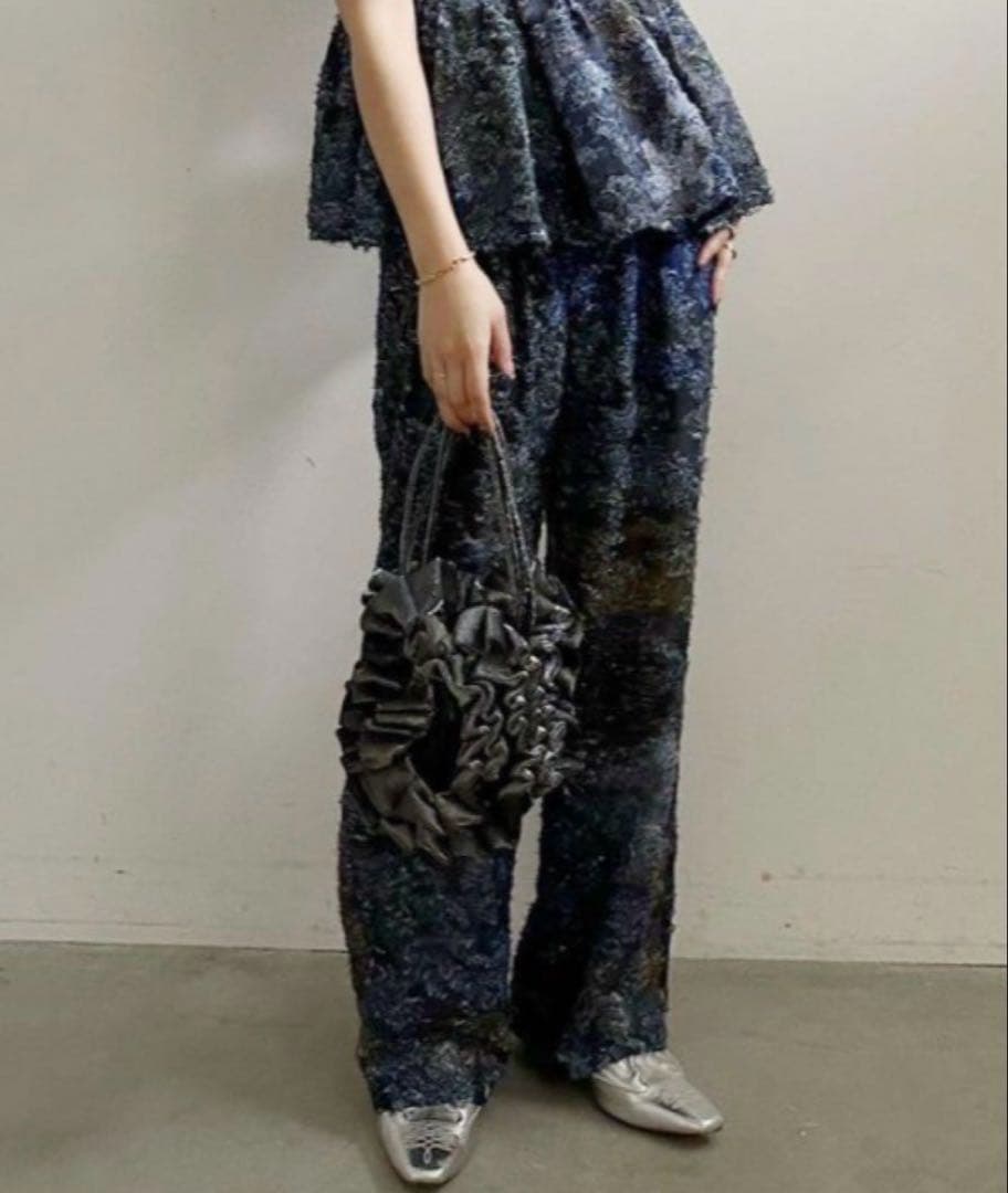 トップス MEDI RACHEL FLUFFY ART CAMISOLE PANTS