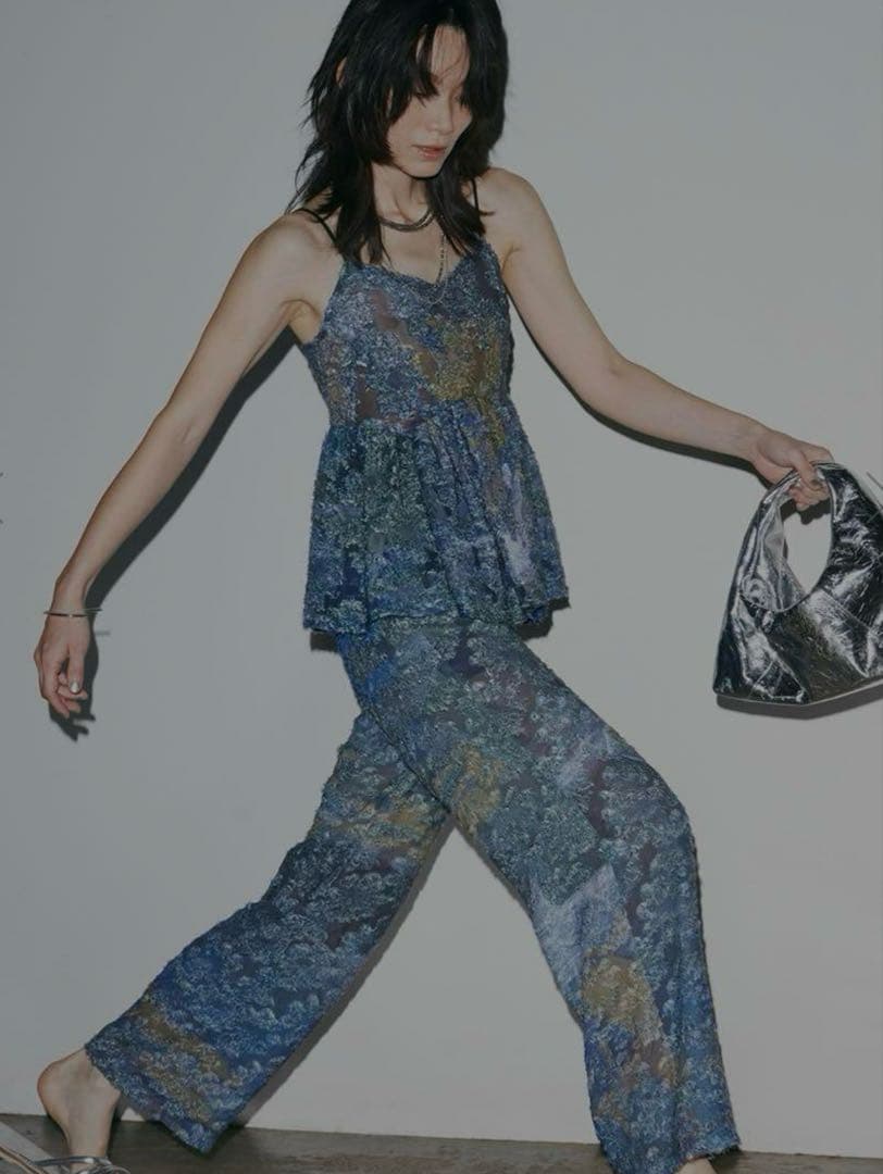 トップス MEDI RACHEL FLUFFY ART CAMISOLE PANTS