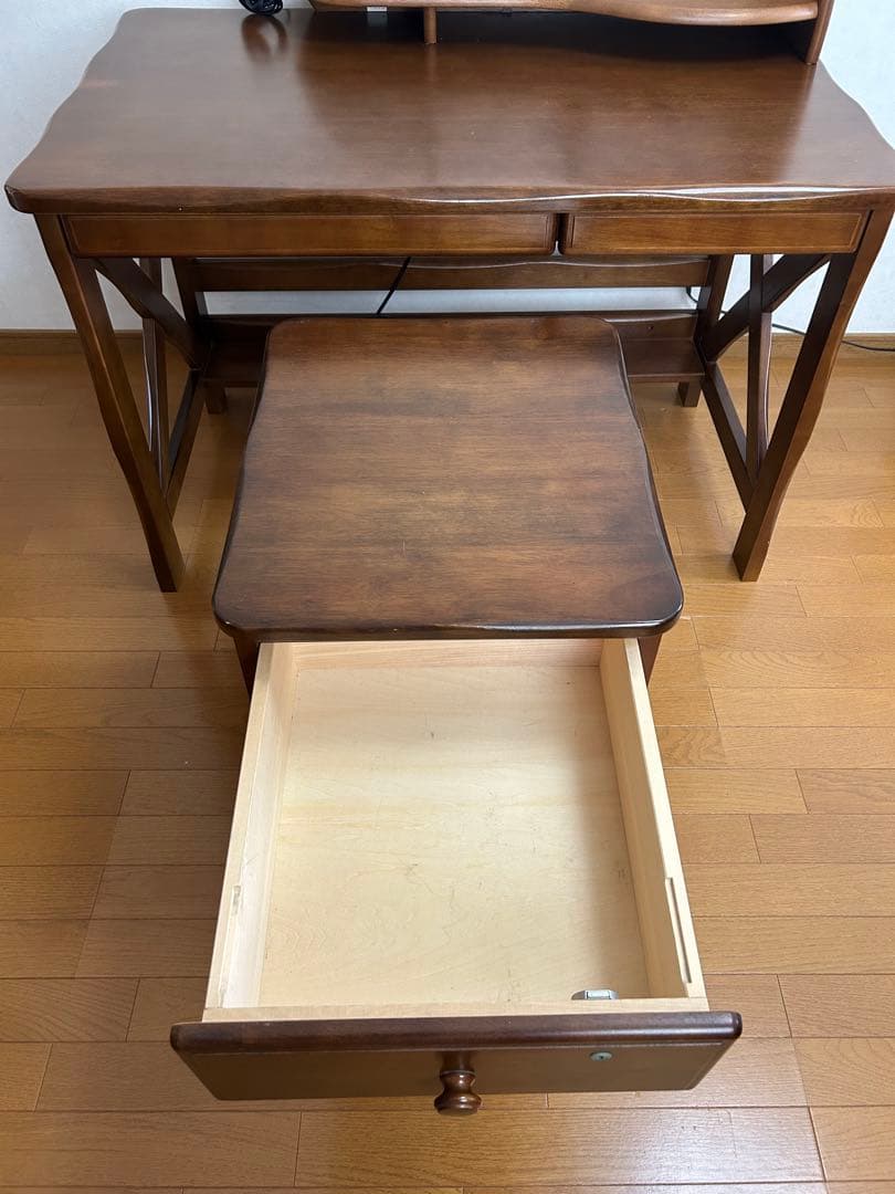 カリモク　学習机3点セット【キャビネット】