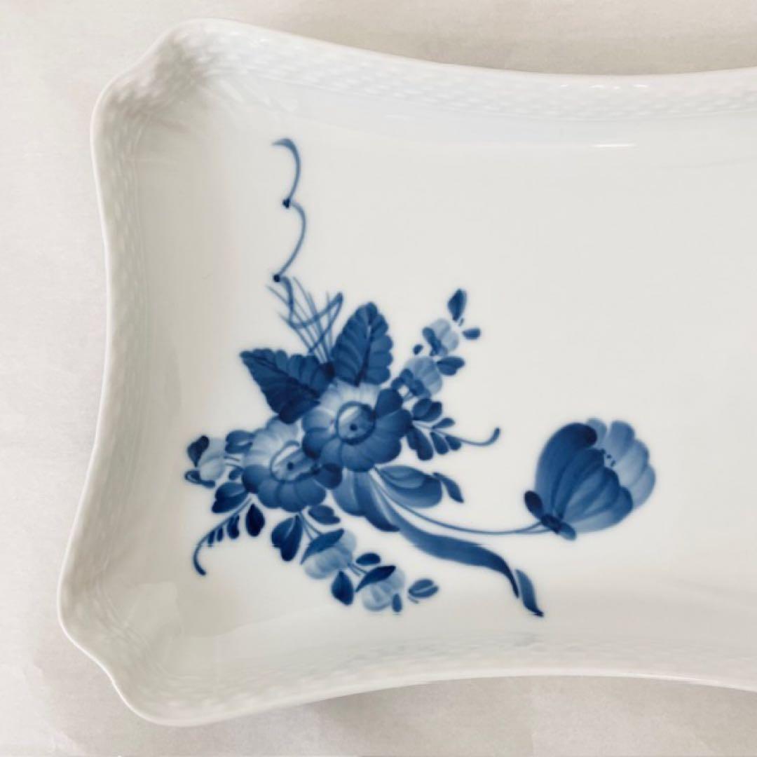   角皿スクエアプレート　ブルーフラワーカーブ