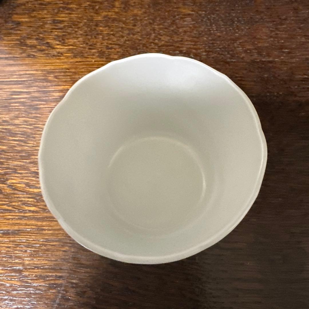 未使用. 柿右衛門、梅垣根文、小鉢二客