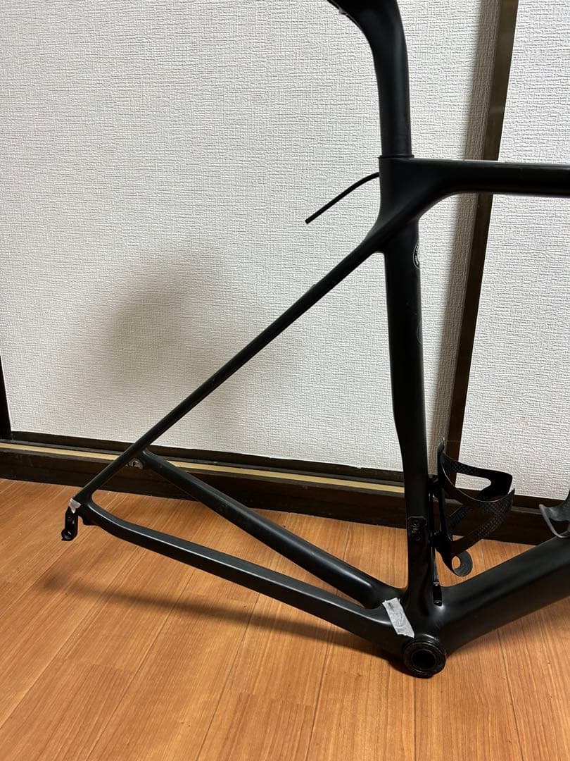 キャニオン　CANYON ULTIMATE CF SLX フルカーボンフレーム