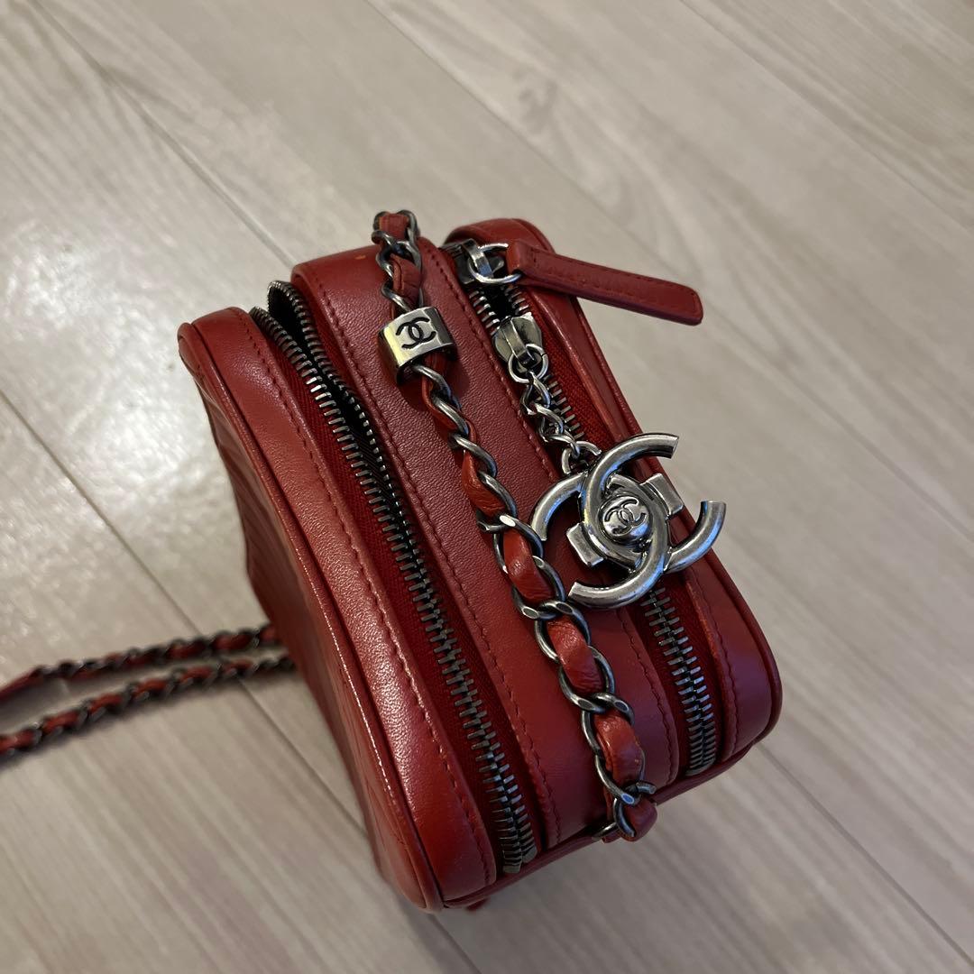 小*郎様 レッド ショルダーバッグ　ボーイシャネル
