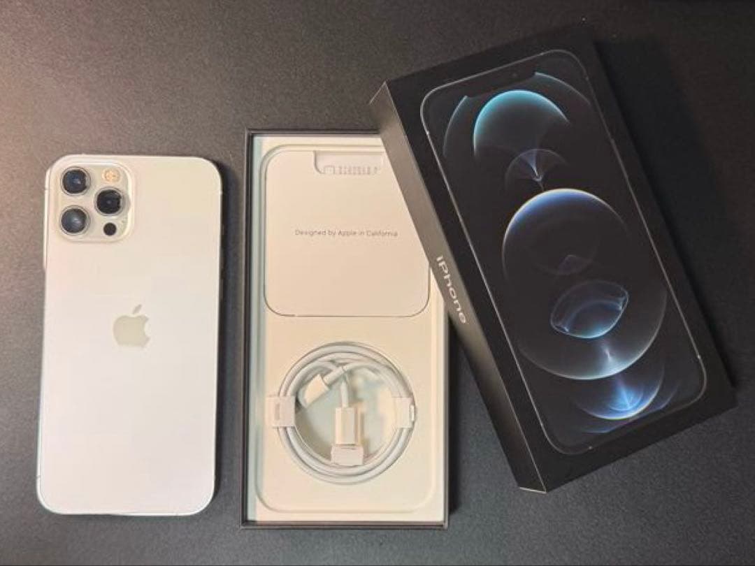 Apple iPhone 12 pro max シルバー 本体