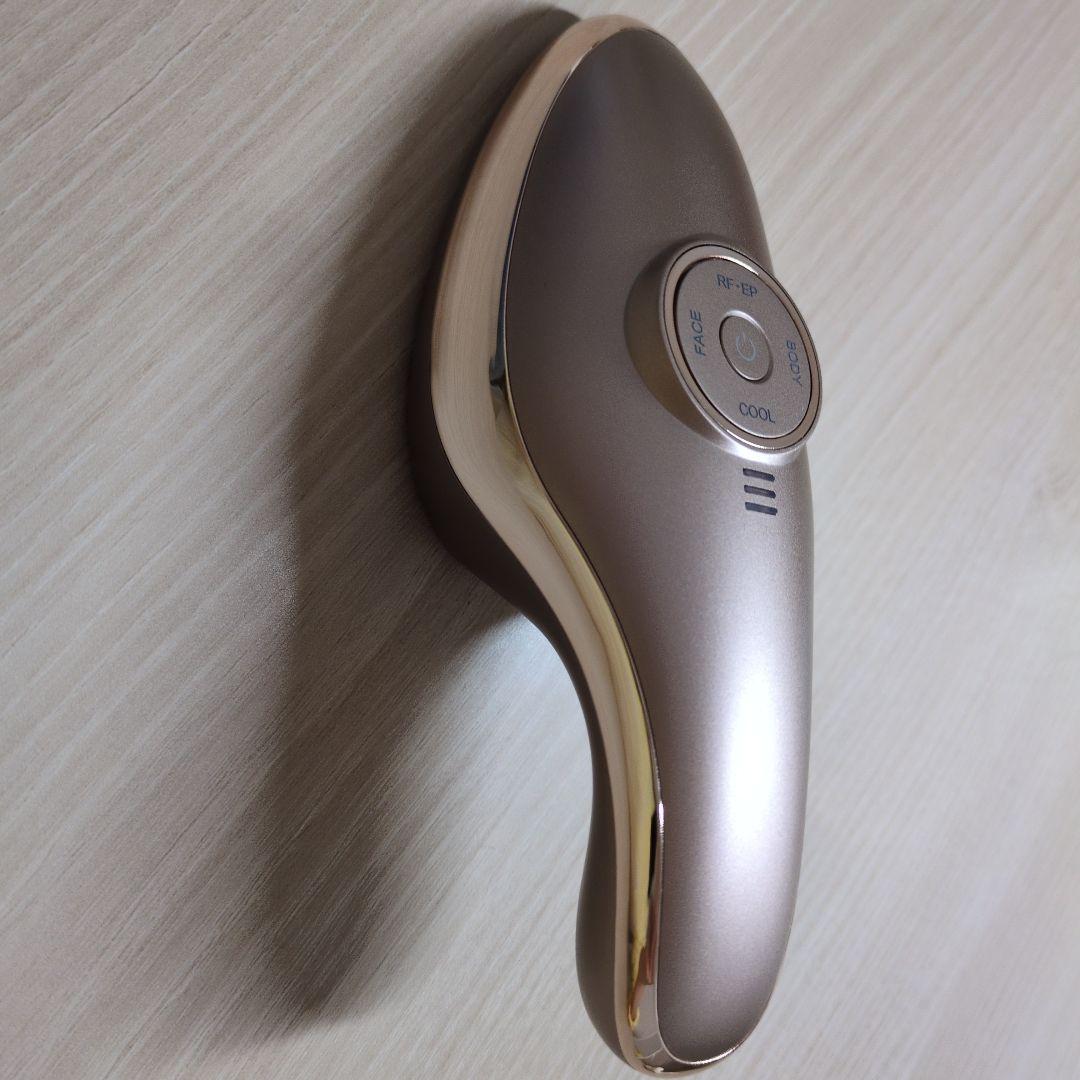 ME LA BOUM　IKKOプロデュースの美顔器一万円台で購入可能！！