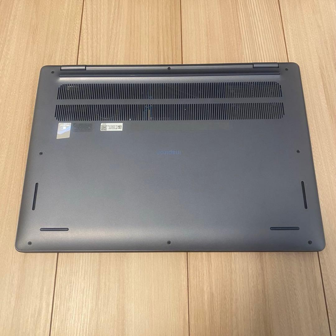 Windowsノート本体 Dell Inspiron 16 5640