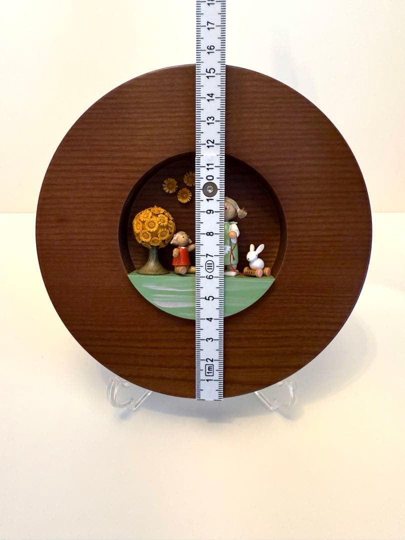 ドイツ　フラーデ　壁掛け　スタンド付き　女の子とおもちゃ　姉妹　うさぎ