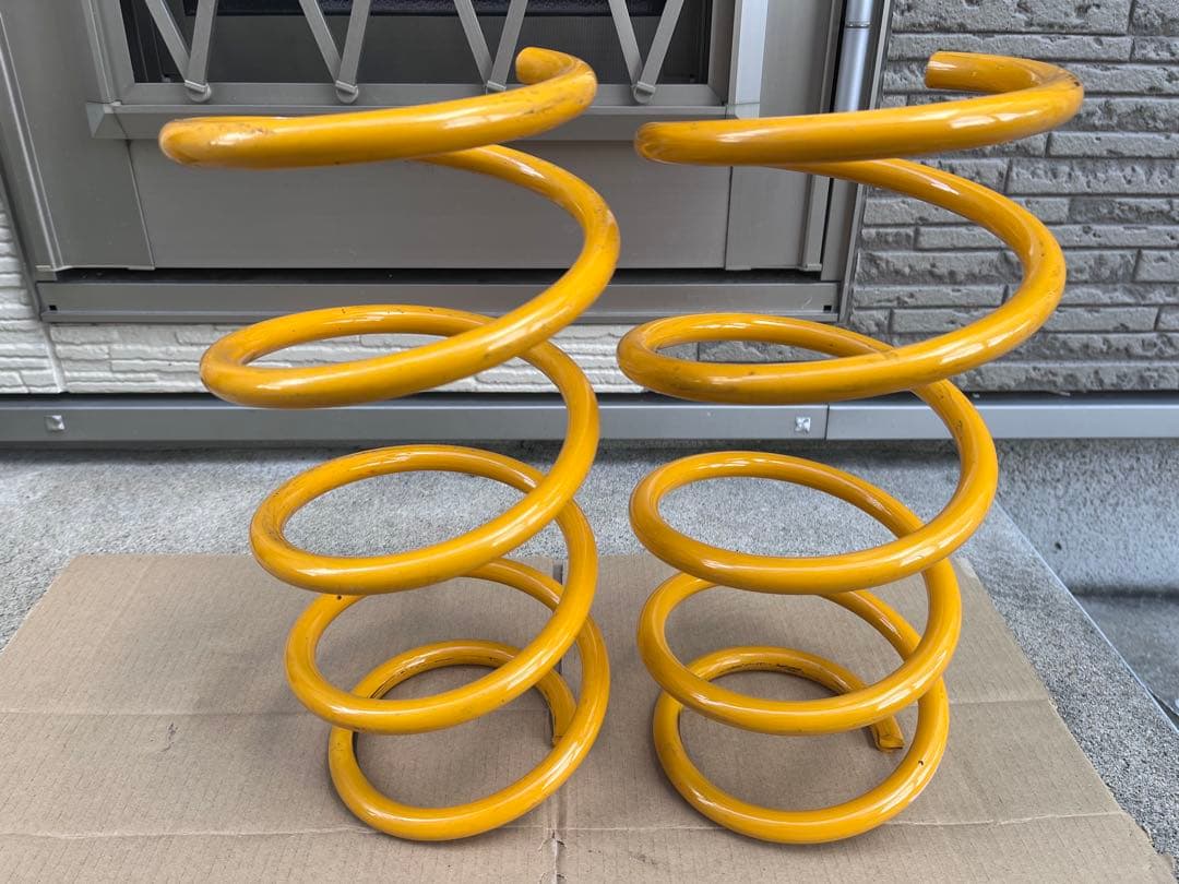 【モデリスタ】ヴォクシー/ノア80系 ローダウンスプリングD2480-44010