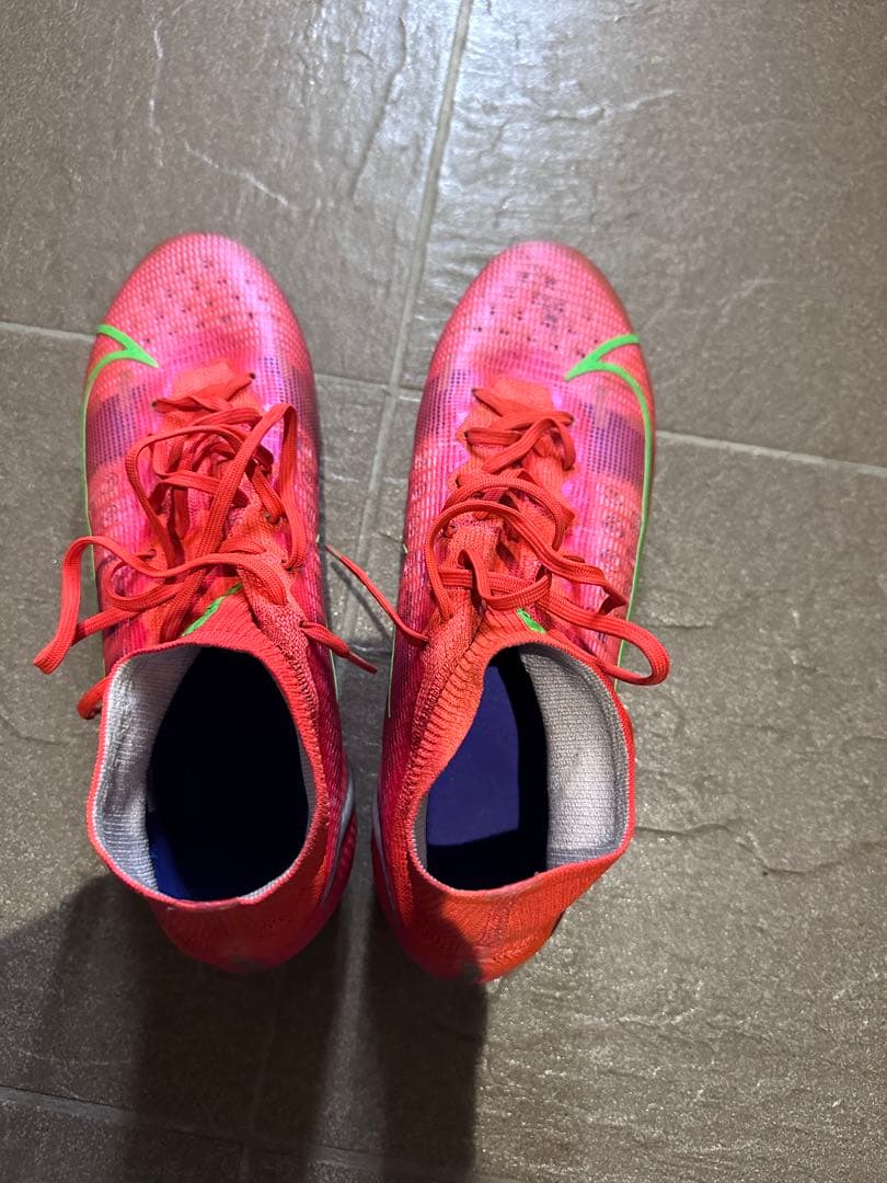 ナイキ　マーキュリアル　サッカースパイク