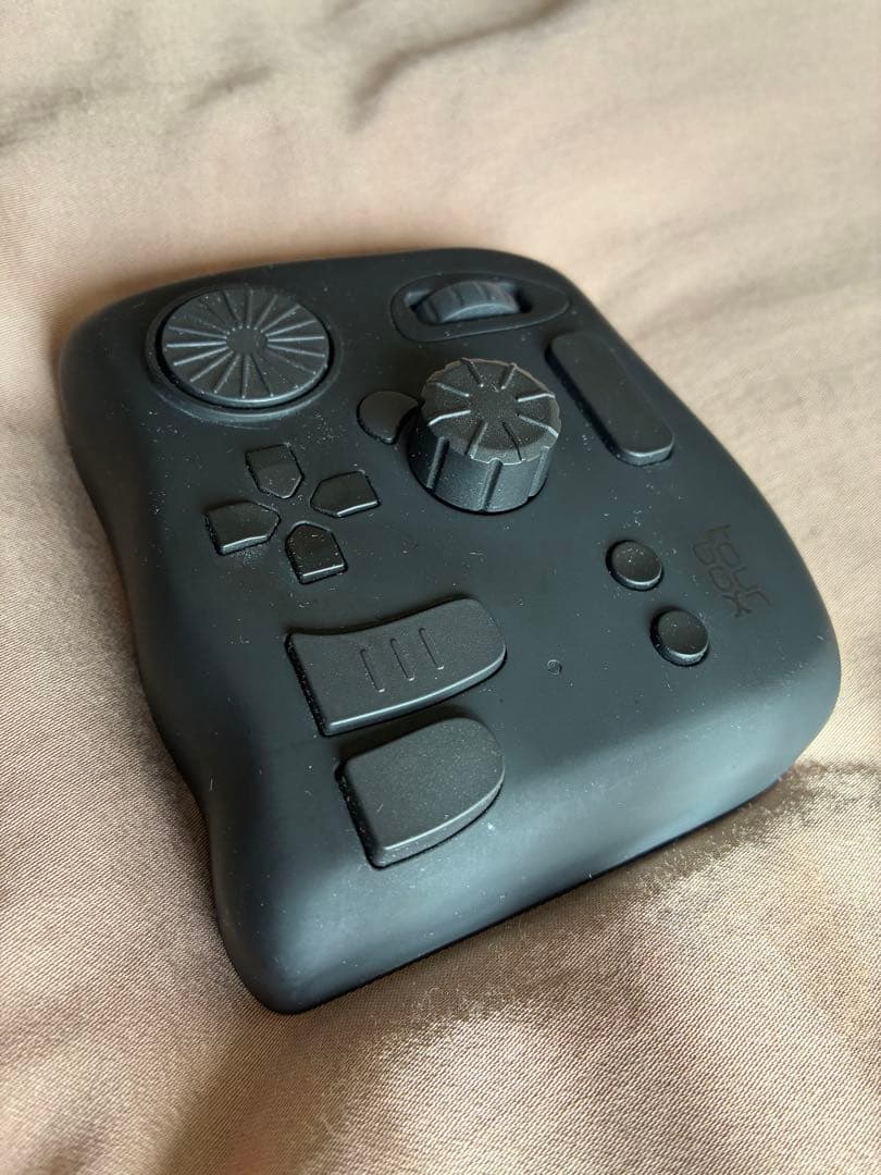 TourBox NEO 左手デバイス 箱・付属品あり
