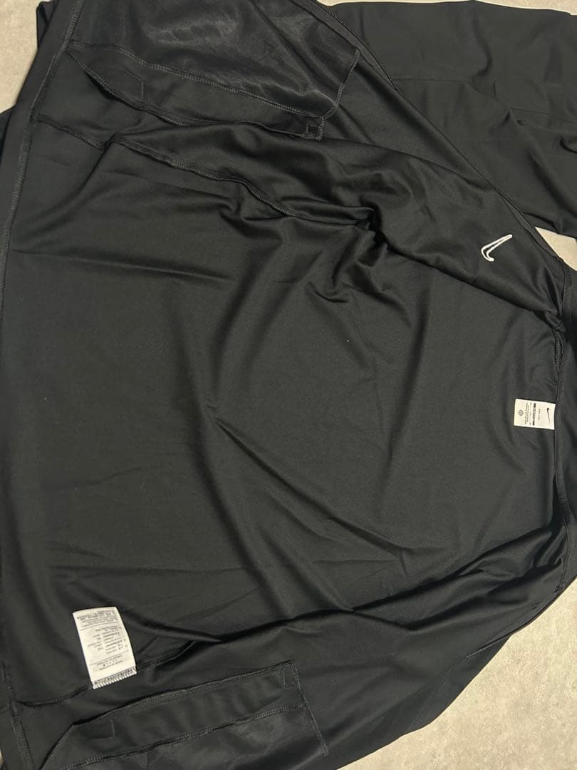 未使用 ナイキ　セットアップ　トラックスーツ　ジャージ　上下　ブラック XL