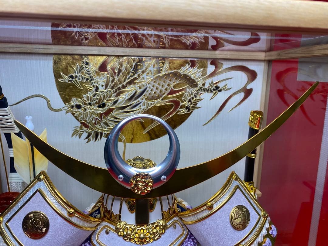 上杉謙信　東京久月　五月人形　兜飾り木目六角パノラマクリルケース入