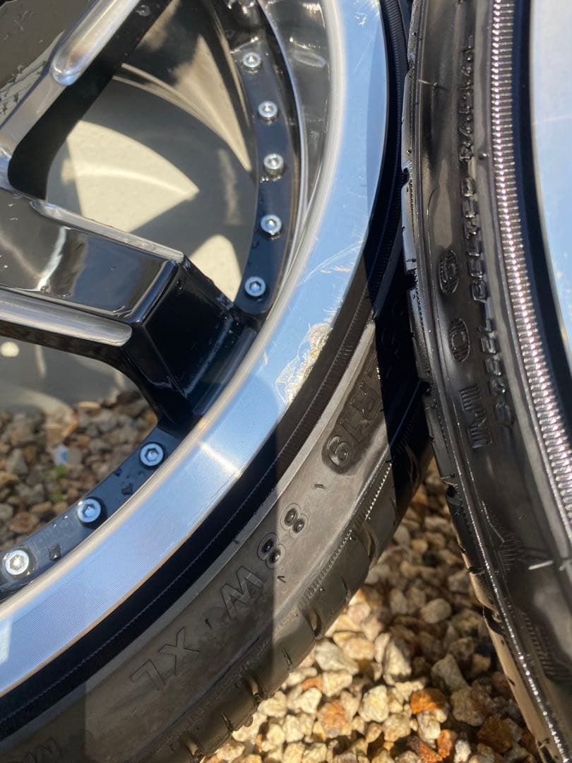 ※新年セール　ハイエース　19インチ　VALOR DCR①