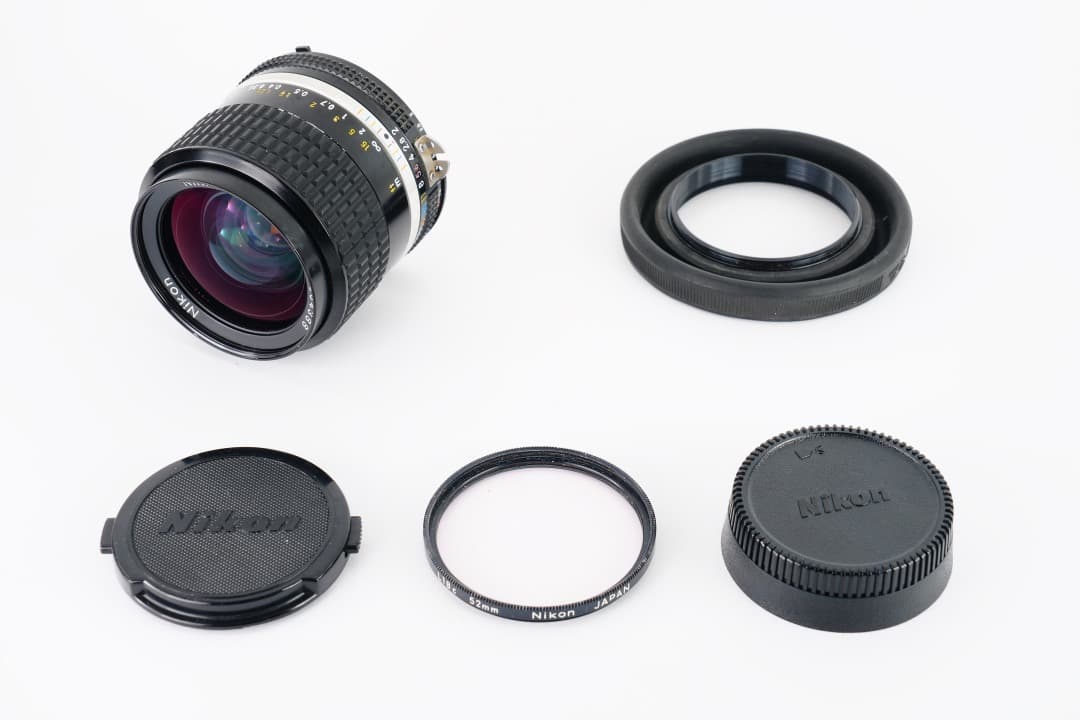 【寄れる】Nikon Ai-s Nikkor 28mm F2 ニコン 388