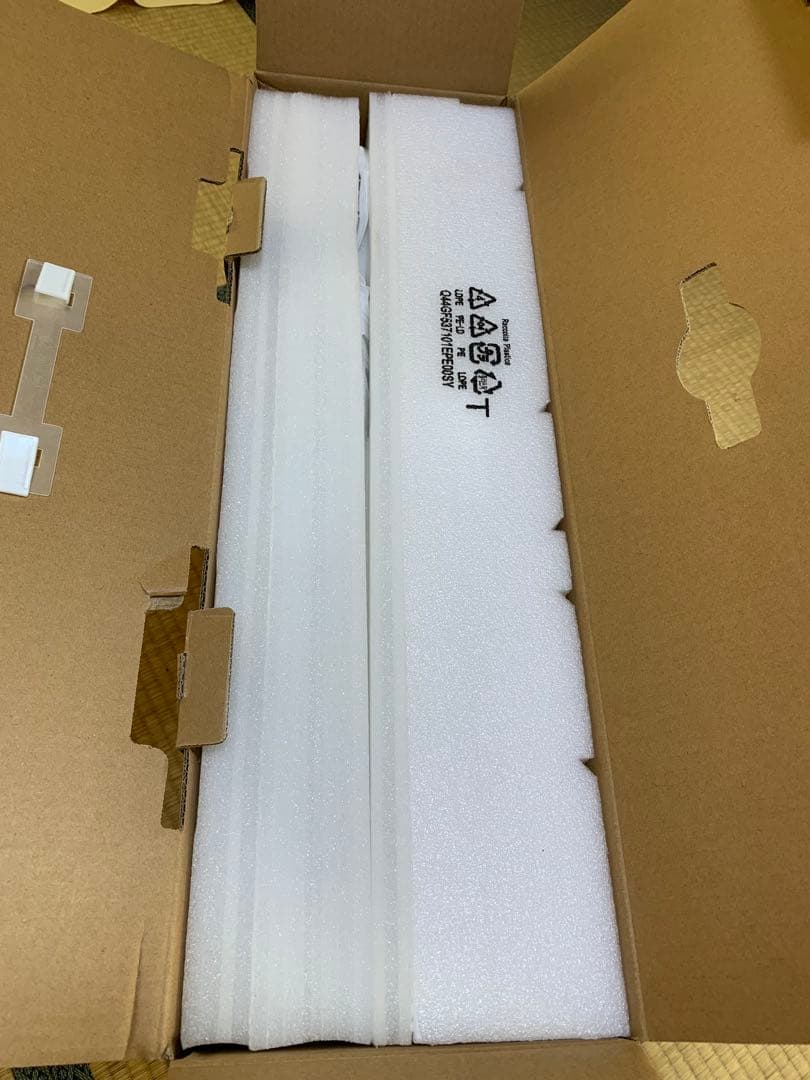 Mac mini M1 27インチ 4K USB-C ワイドスクリーン モニター