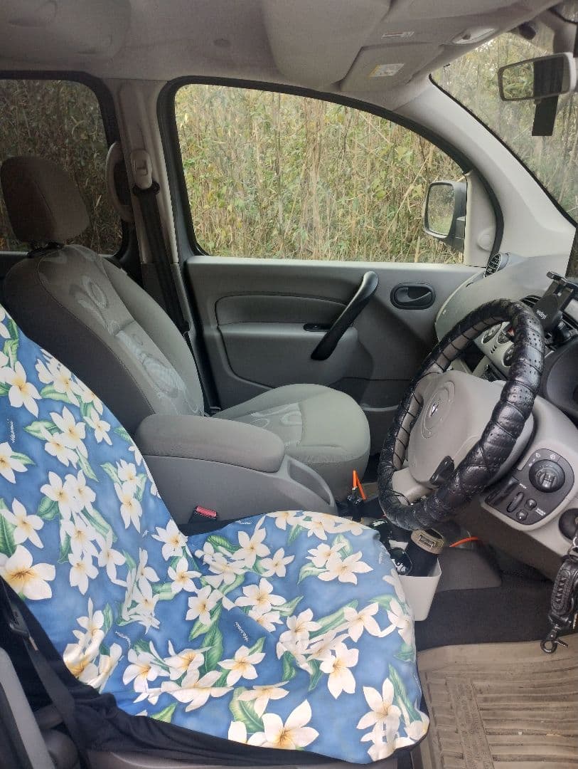 値下げ　Kangoo　ルノーカングー　kwk4m　アウトドア　釣り　ポーター等