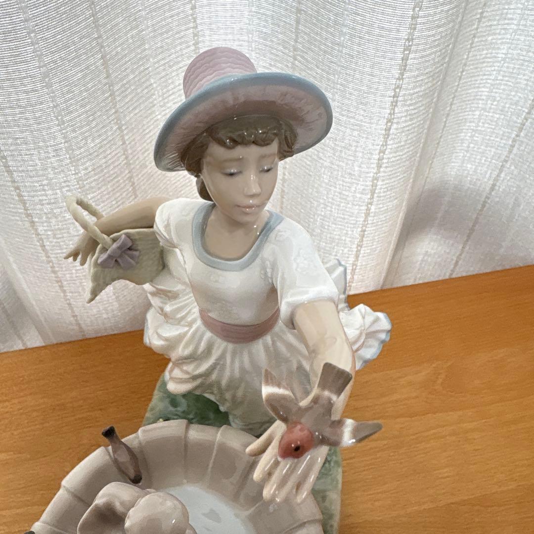 リヤドロLLADRO 「春を告げる小鳥たち」　 新品