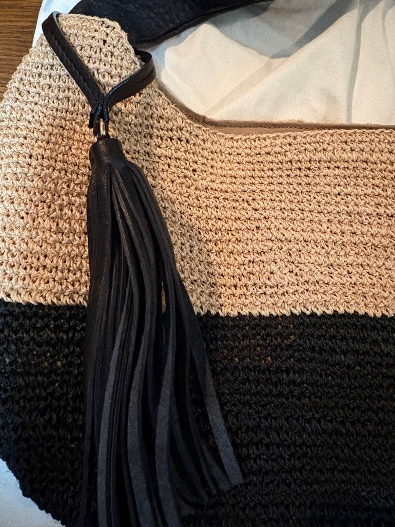 予約品　VIOLA d'ORO 新品未使用　編み込みデザイン バッグ