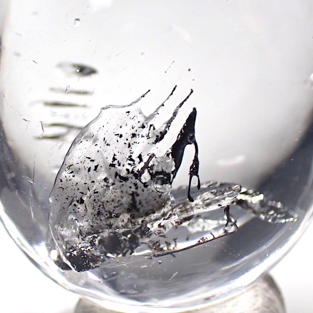 【ブラジル産】カーボンインクォーツ(ウォーターインクォーツ)