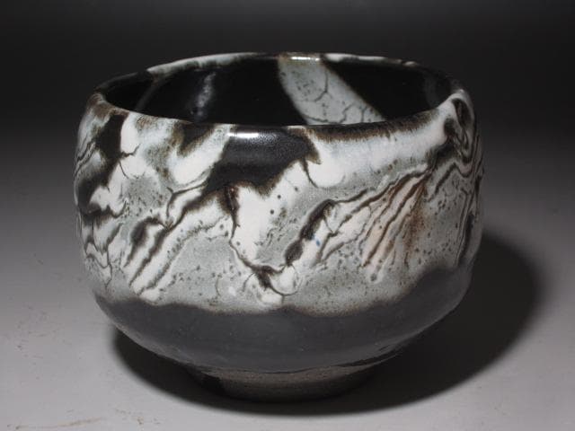 【セール】☆　清水卯一　蓬莱茶碗　飽きの来ない味わい深い一品です☆y425