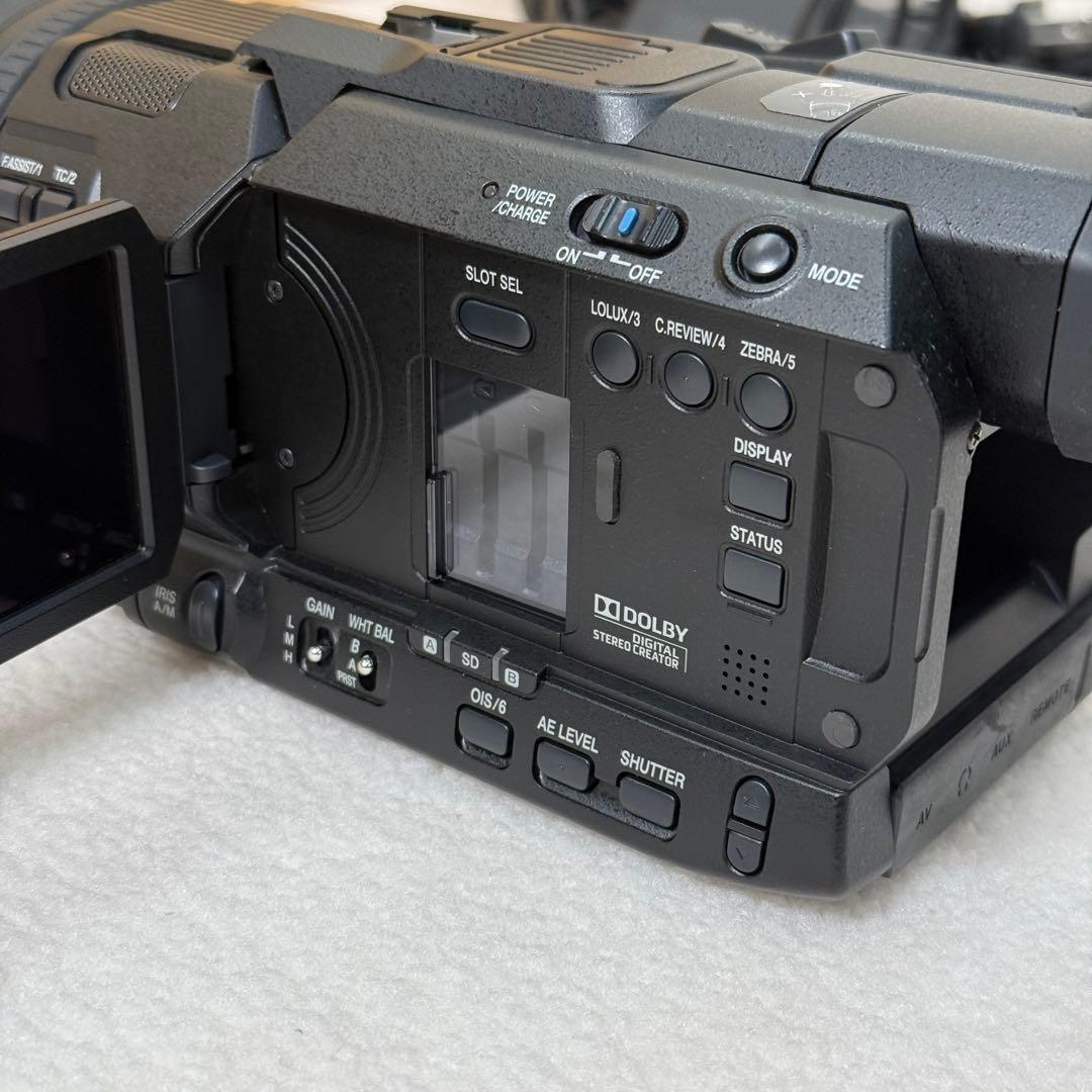 ジャンク　JVC 4Kビデオカメラ GY-HM175