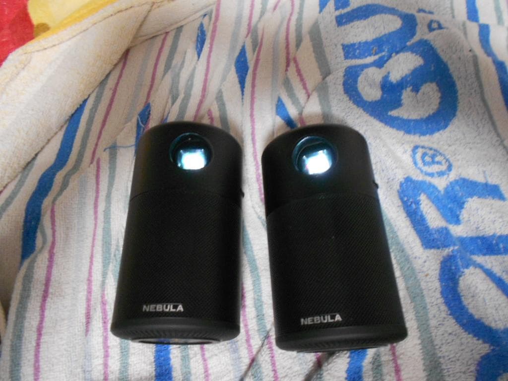 NEBULA Capsule 2台　本体のみ　映像がでるのみ確認 D4111