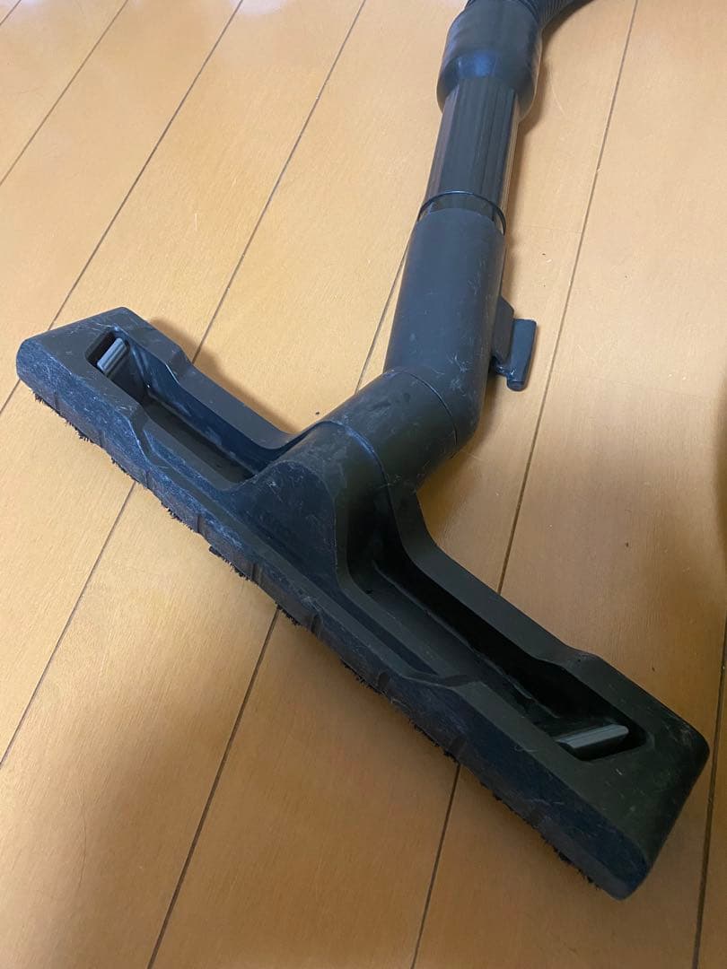 良品　KARCHER ケルヒャー 乾湿両用バキュームクリーナー WD2