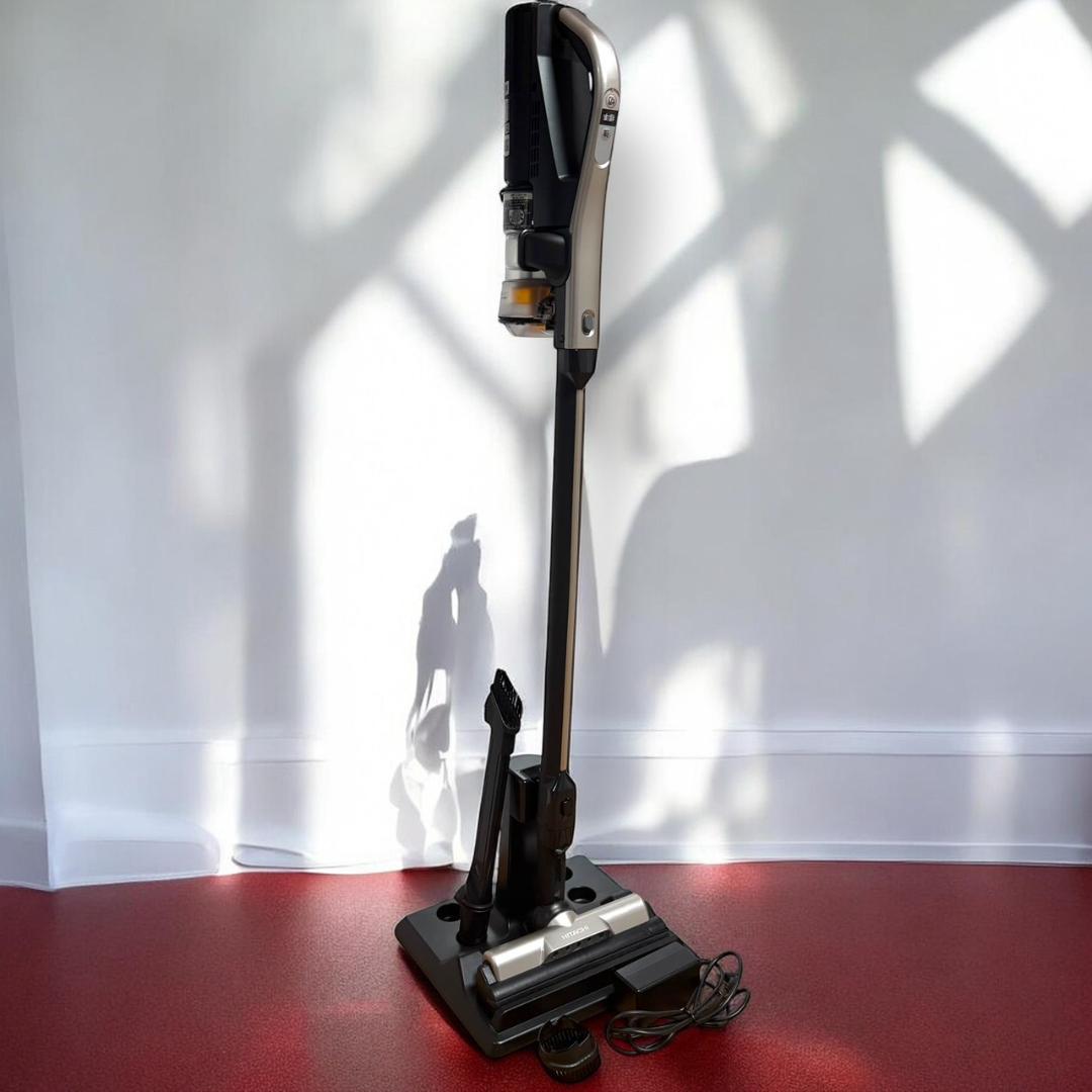 ☆2022年製 美品 日立 PV-BL3J N コードレススティッククリーナー