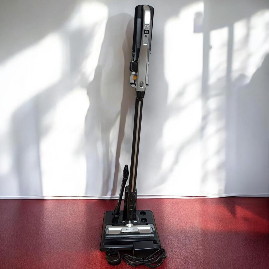 ☆2022年製 美品 日立 PV-BL3J N コードレススティッククリーナー