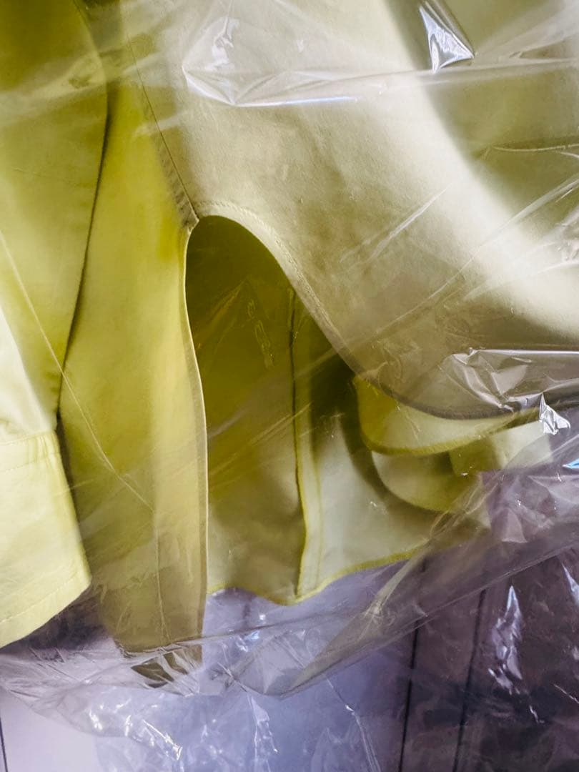 滝沢眞規子さん着用同一色違い【BLAMINK ブラウス36ライムイエロー】