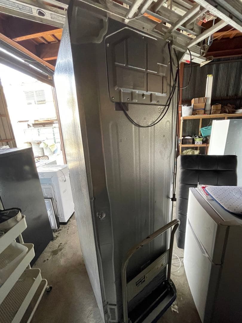 【現状渡し】TOSHIBA GR-T33SC (WT) 冷蔵庫 2022年製