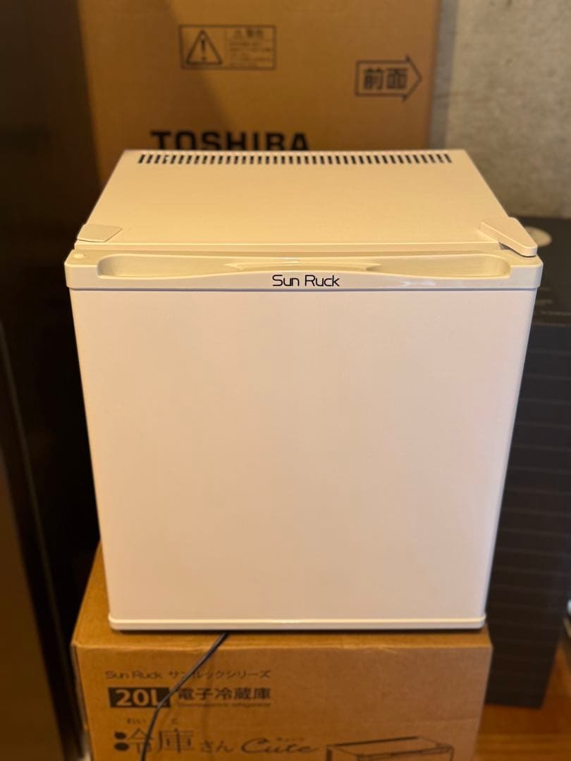 Sun Ruck 20L 冷蔵庫 ホワイト　ほぼ未使用　2025年