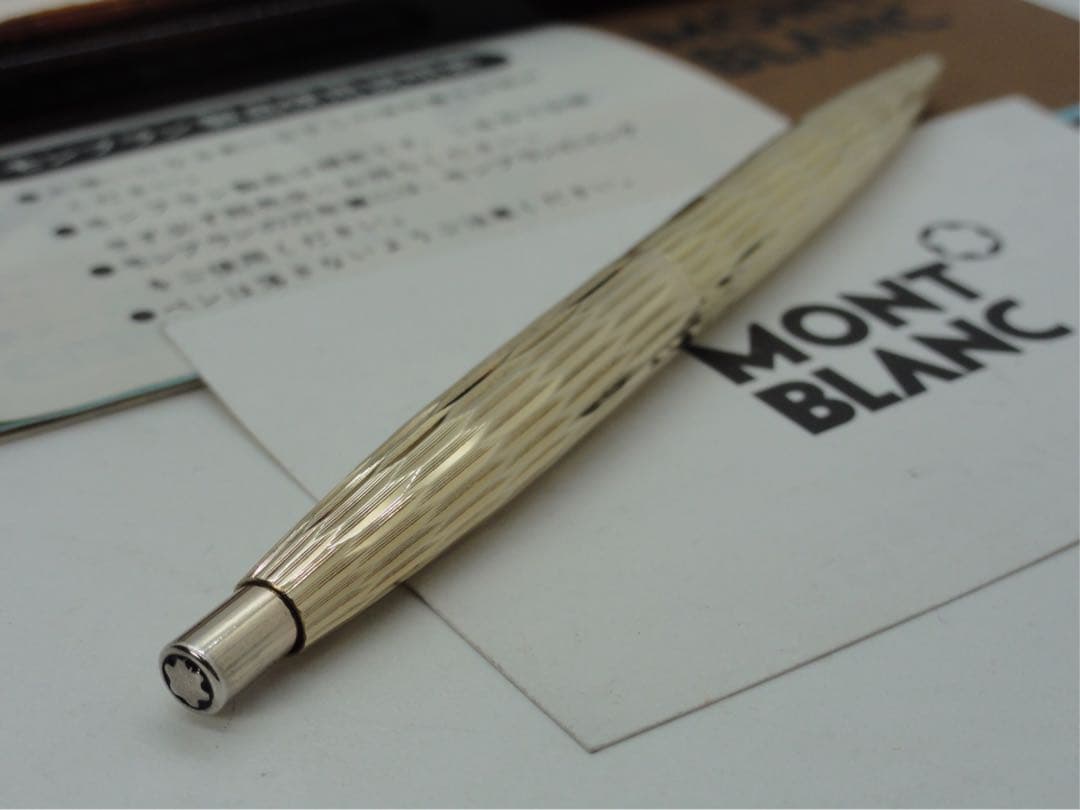 究極の稀少モデル・モンブラン・コレクション・マダムNo0946総金張ダイヤカット