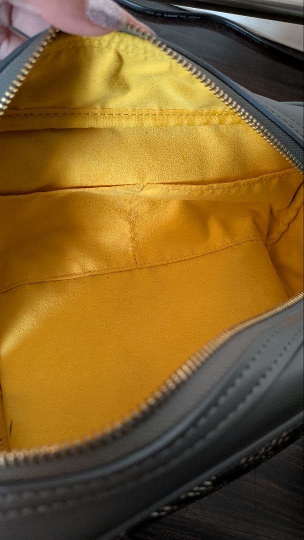 レザレクション　バッグ