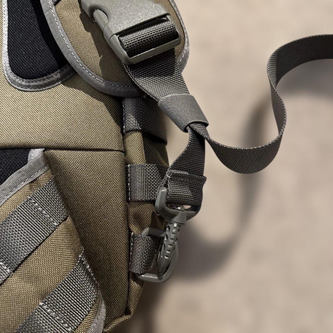 Maxpeditionハンドガンホルスタースリングパック