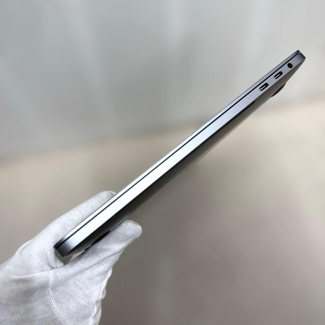 MacBookPro 13インチ 2020 - 32GB, 512GB