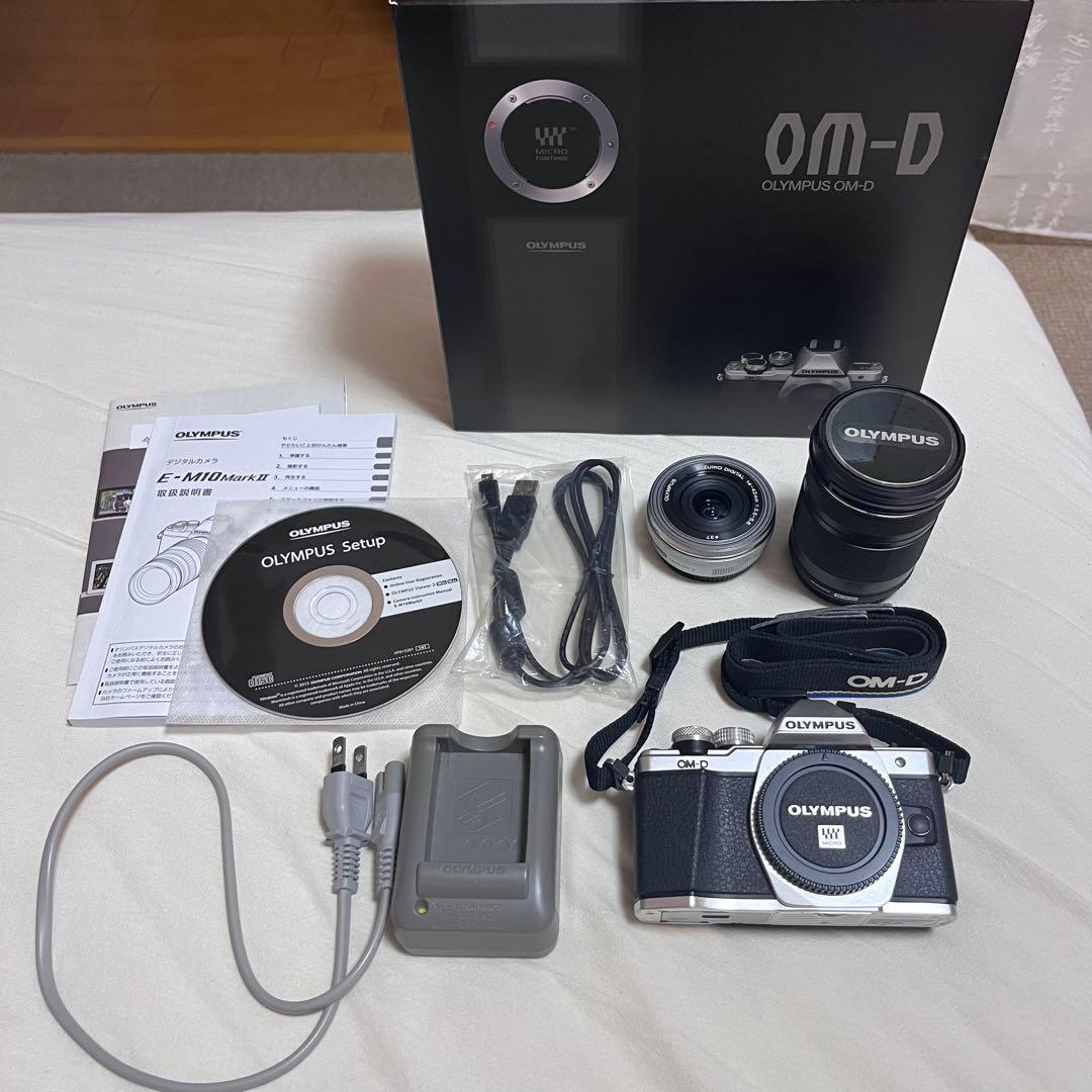 OLYMPUS OM-D E-M10 Mark II【シルバー)