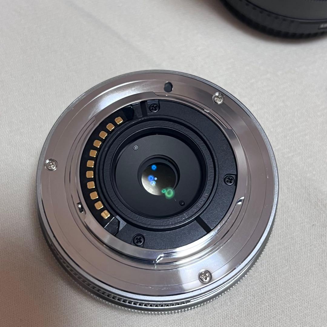 OLYMPUS OM-D E-M10 Mark II【シルバー)