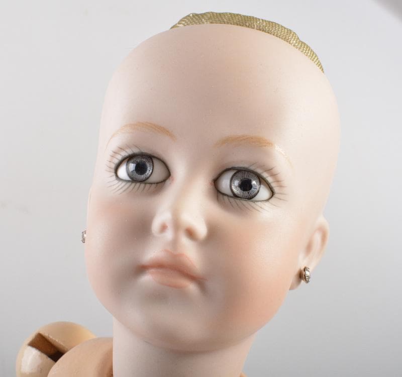 西洋人形　アンティーク　ビスクドール　飾り台付　台湾製　C　R5239C