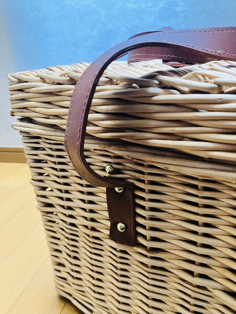 バスケット フタ付 緑中布あり　北欧 藤 ラタン ピクニック カゴ　多用途