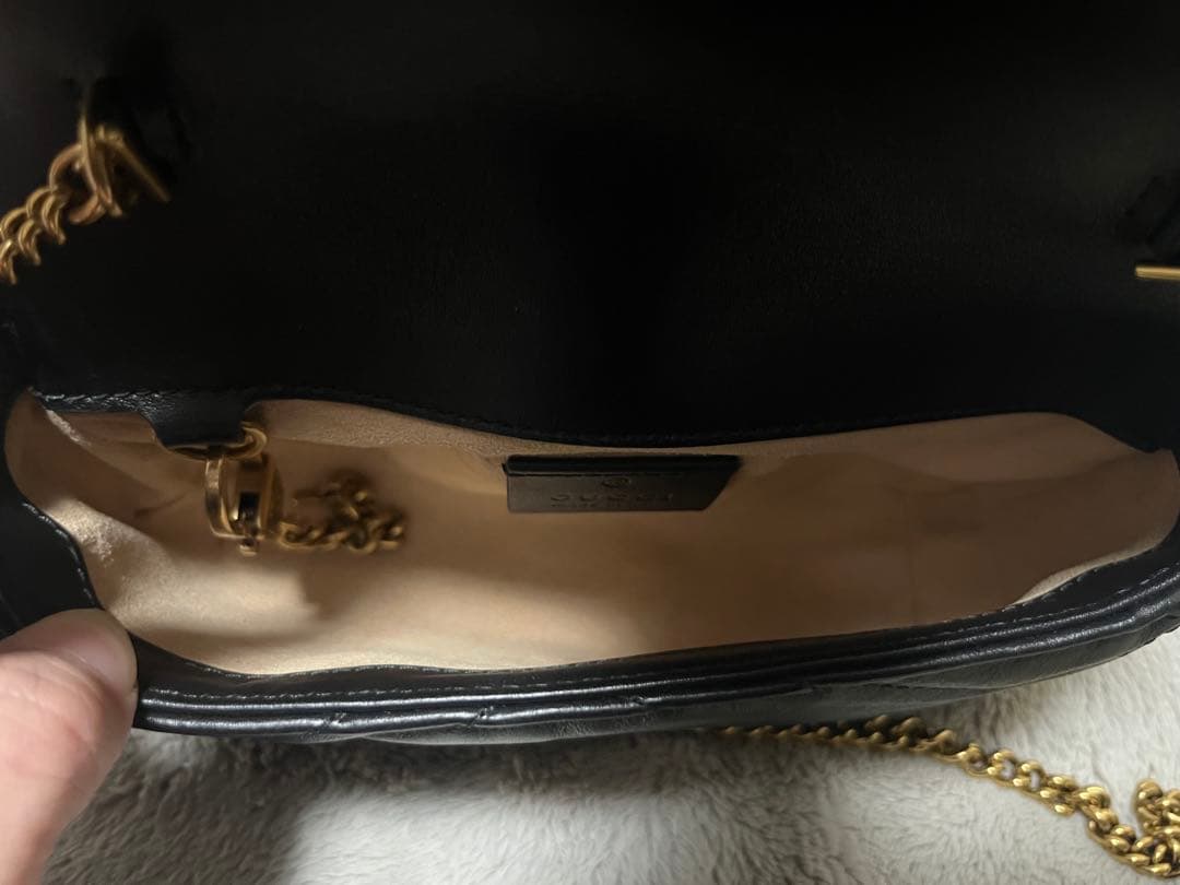 【美品】GUCCI グッチ　キルティングミニショルダーバッグ黒　GGマーモント