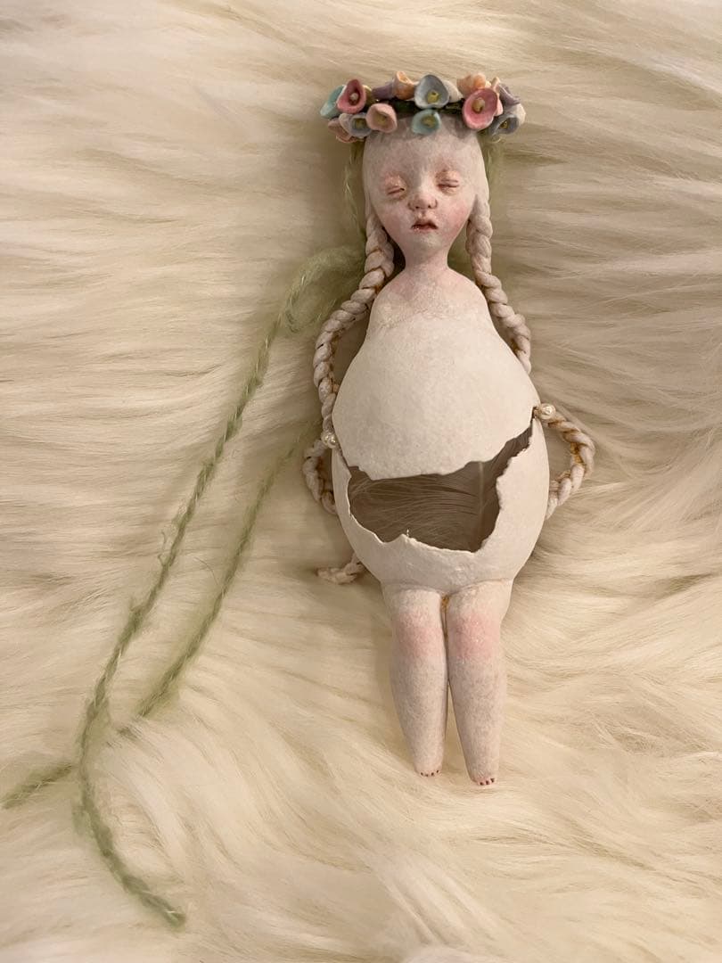 手作り卵型人形 花冠付き　作家　haruhiさま