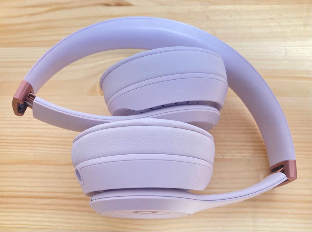 ☆美品！！ Beats Solo 4 ワイヤレスヘッドホンクラウドピンク