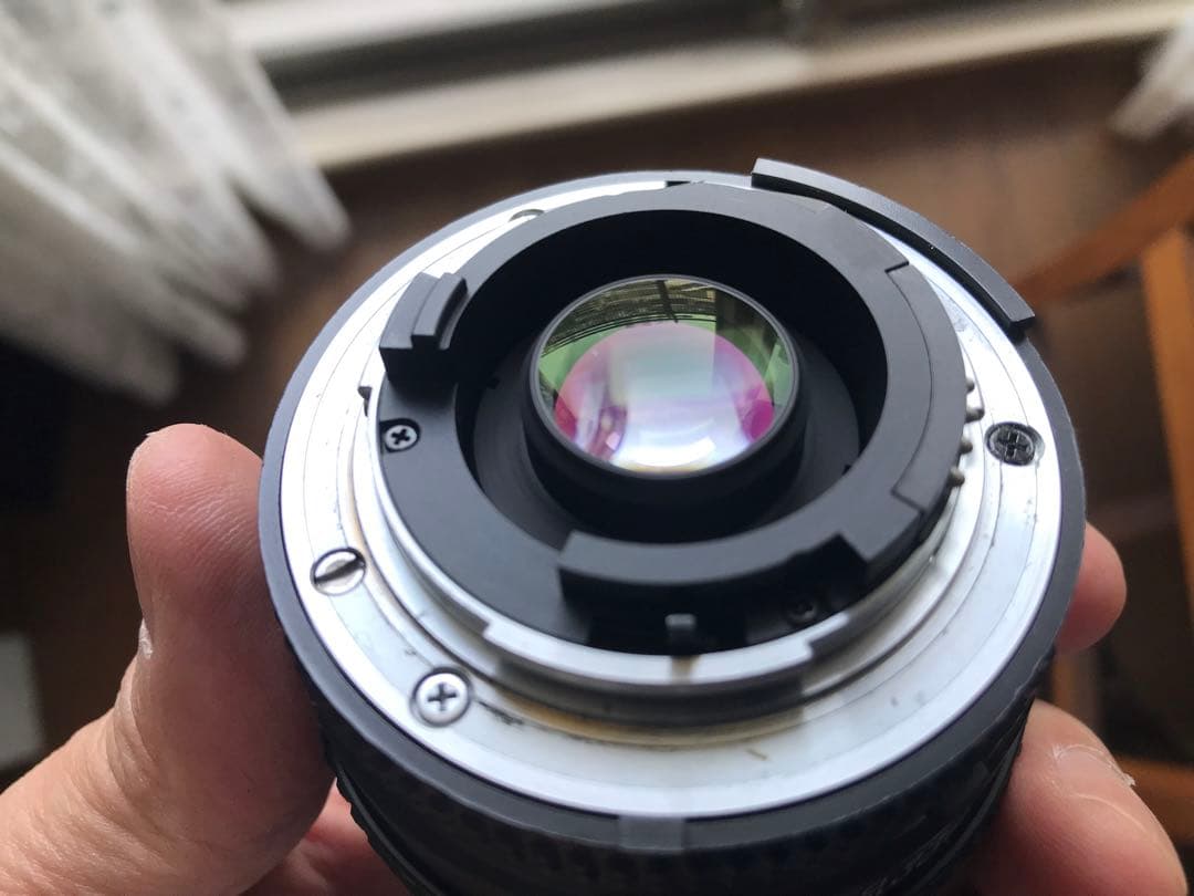 Nikon 20ミリ単焦点レンズ　f2.8