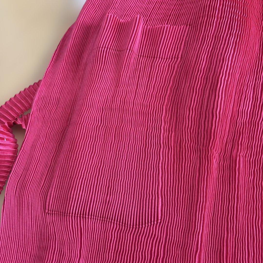 ISSEY. MIYAKEプリーツプリーツエプロン赤