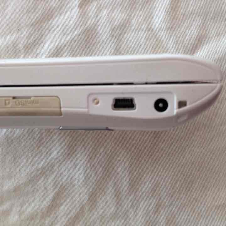 WILLCOM WS004SH ZERO3 白 ホワイト ウィルコム ゼロ 携帯