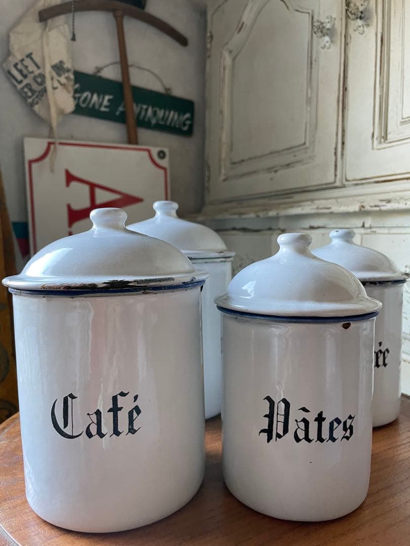 リー様専門　アンティーク　ホーロー　キャニスター　4個　ホワイト　美しい文字　白