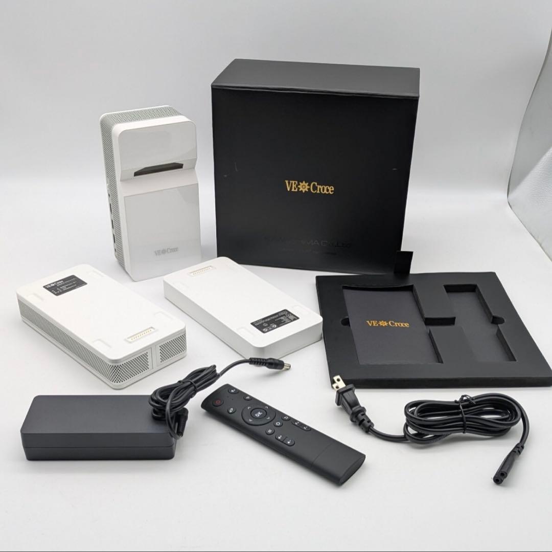 超短焦点プロジェクター Ve・Croce 本体＆専用バッテリー